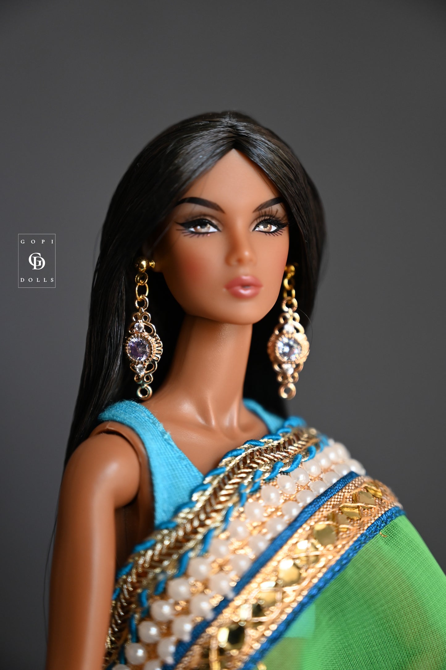 Vartula | Doll Earrings