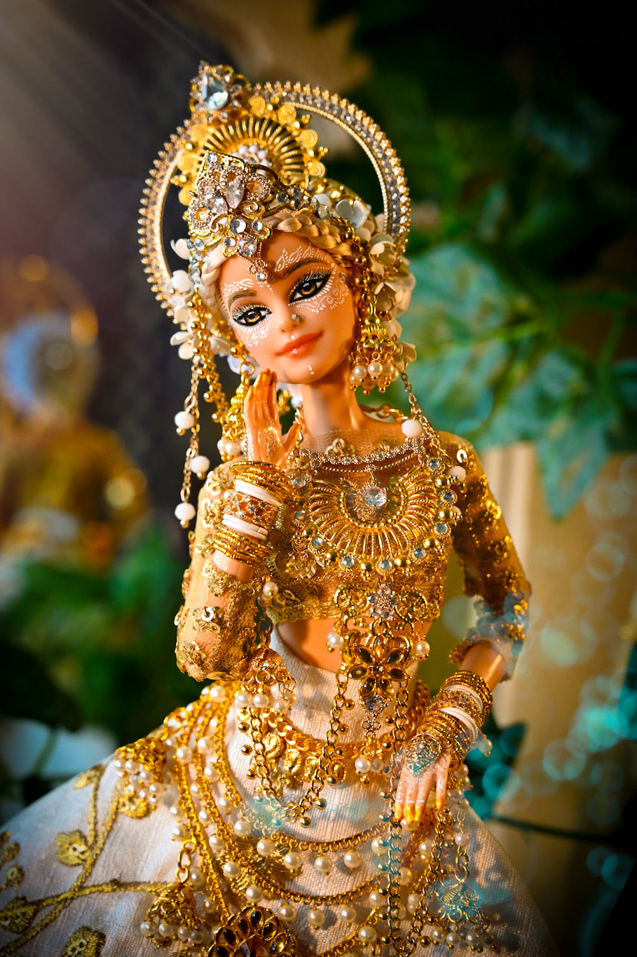 Queen Kunti | Gopi Doll