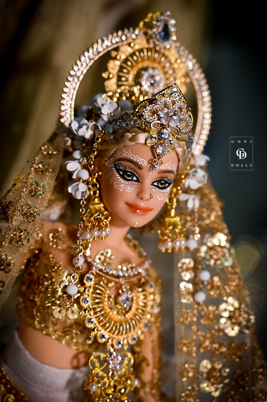 Queen Kunti | Gopi Doll